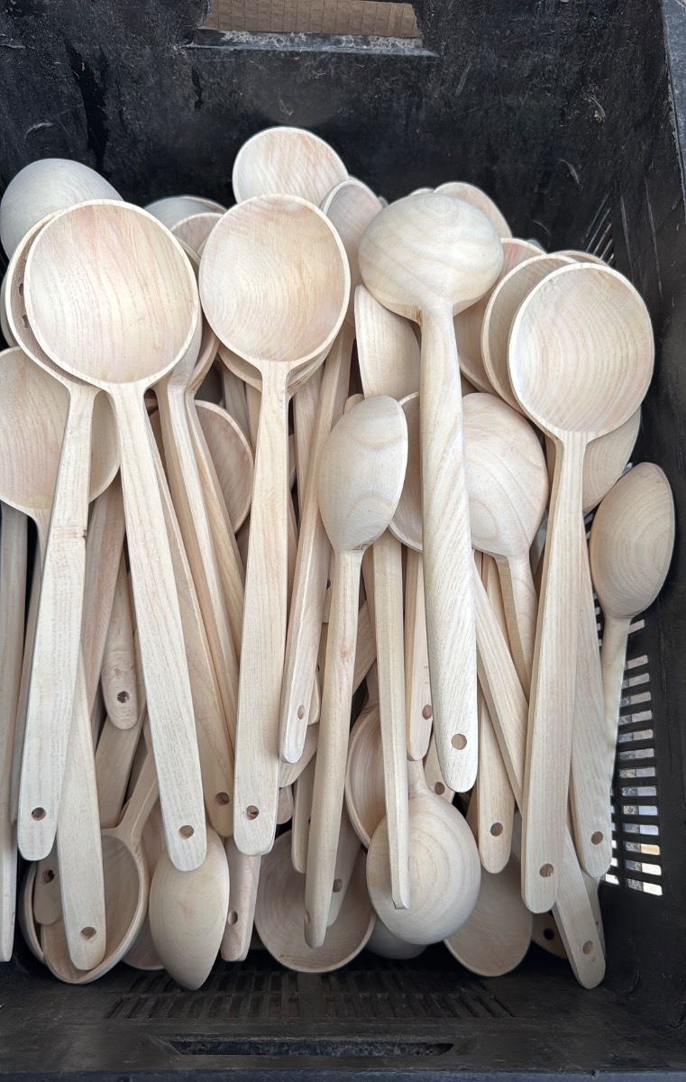 30-32 cm Dişbudak Yuvarlak Kepçe
