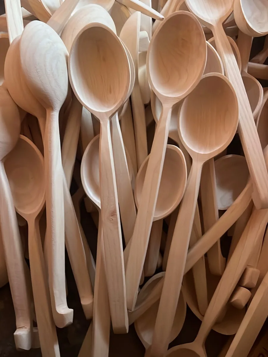 30-32 cm Dışbudak Kancalı Kepçe Kaşık